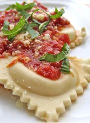 Ev Yapımı Ricotta Ravioli